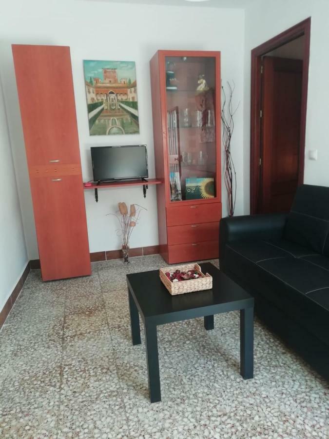 Casita A 800 Metros De Sevilla Camas Luaran gambar